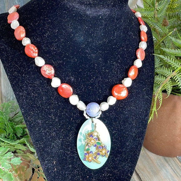 ⭐️Adorned Crown Artisan assemblage necklace genuine pearls enamel flower - Picture 2 of 7